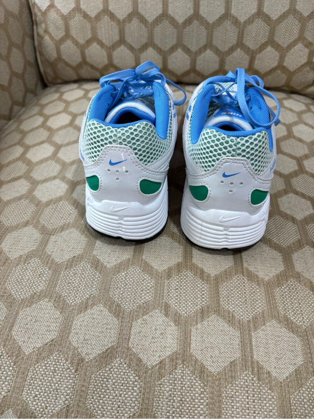 Nike P-6000 GS ‘White University Blue Green - Picture 5 of 7